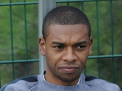 Фернандиньо подписал контракт с Манчестер Сити